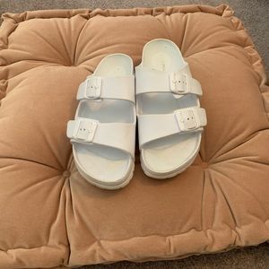 Knock off birkenstock plastic scandal